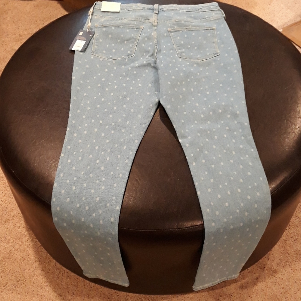 NEW Universal Threads High Rise Skinny. 12 - Picture 5 of 11